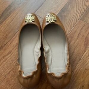Tan/ Light brown tory burch flats size 8